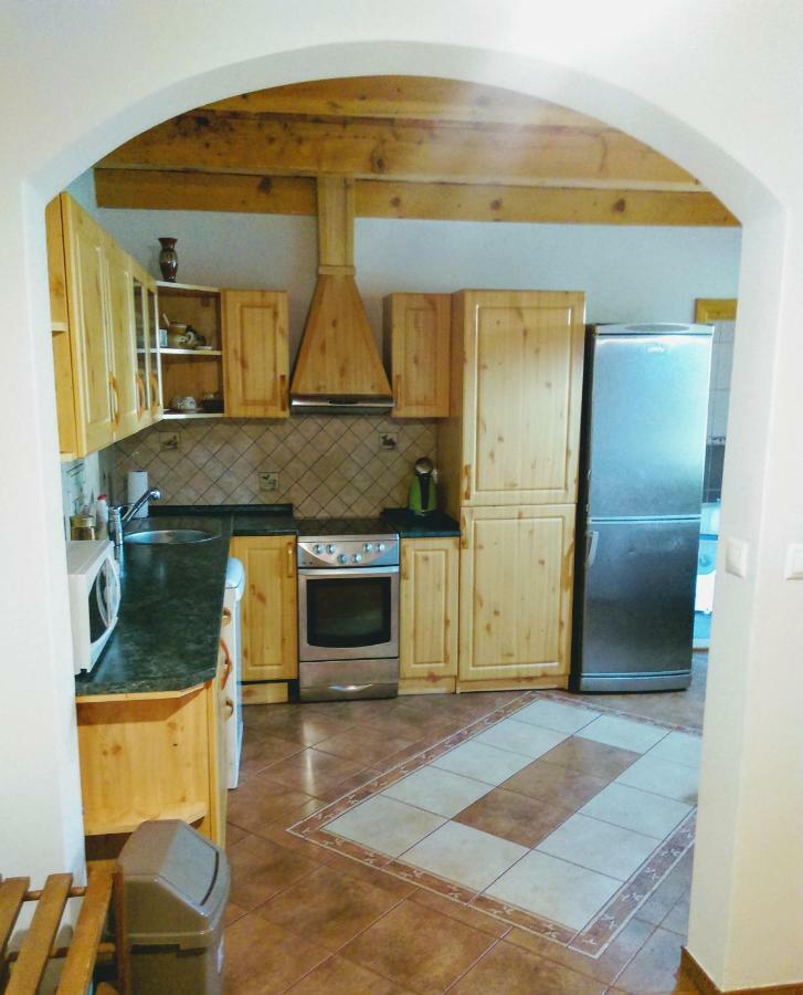 Apartman Pod Kalvariou - Rodinny Dom Банска-Штьявница Экстерьер фото