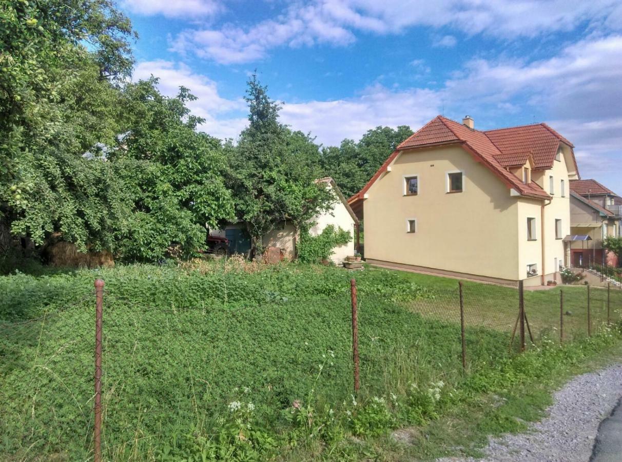 Apartman Pod Kalvariou - Rodinny Dom Банска-Штьявница Экстерьер фото