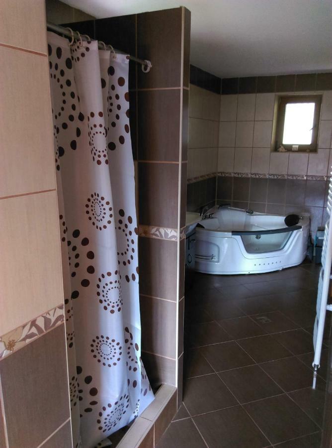 Apartman Pod Kalvariou - Rodinny Dom Банска-Штьявница Экстерьер фото