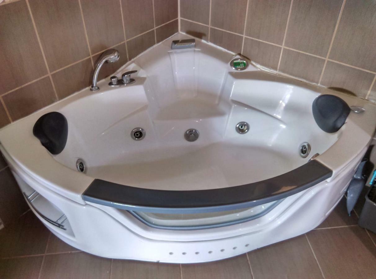 Apartman Pod Kalvariou - Rodinny Dom Банска-Штьявница Экстерьер фото
