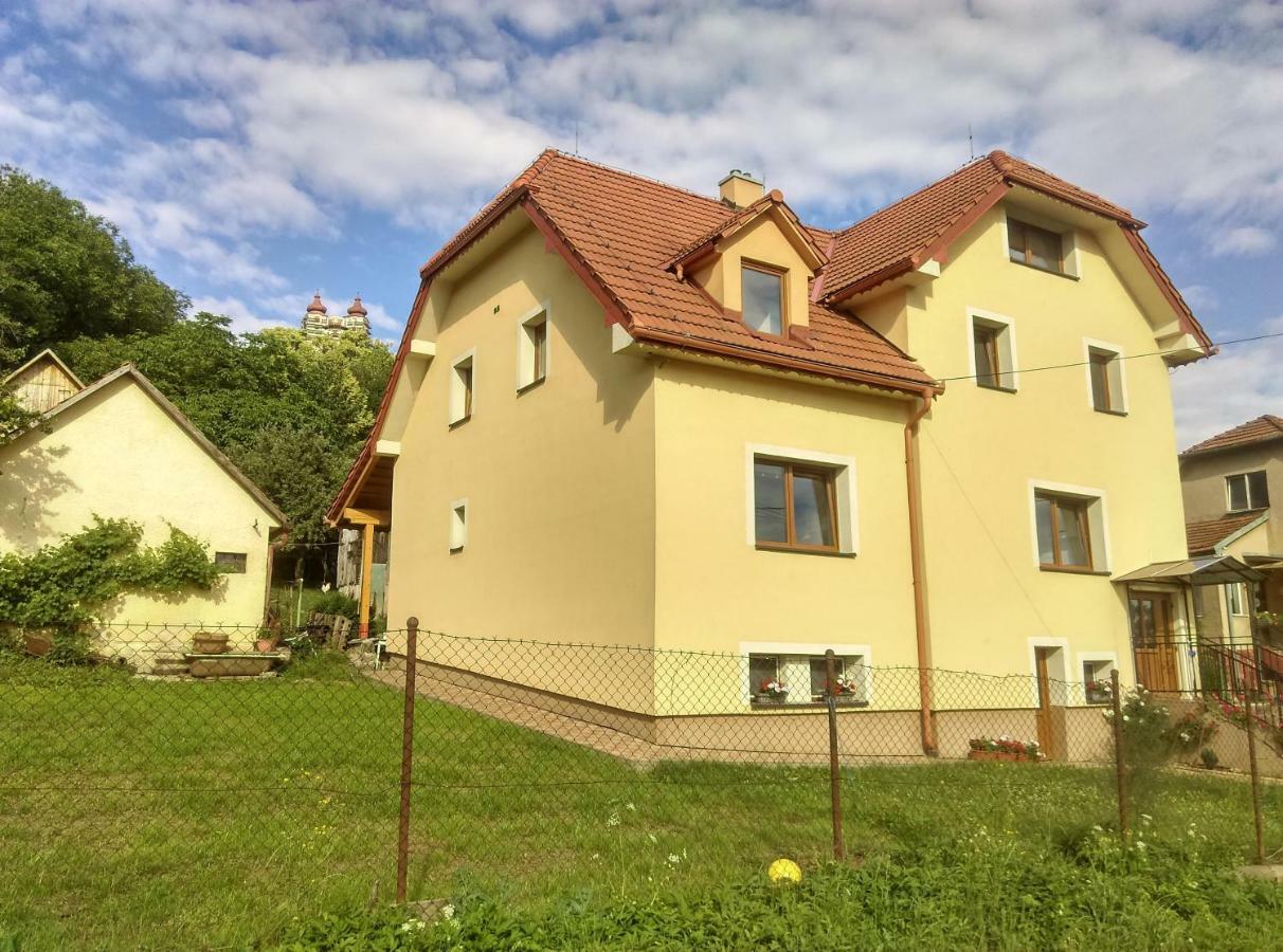 Apartman Pod Kalvariou - Rodinny Dom Банска-Штьявница Экстерьер фото